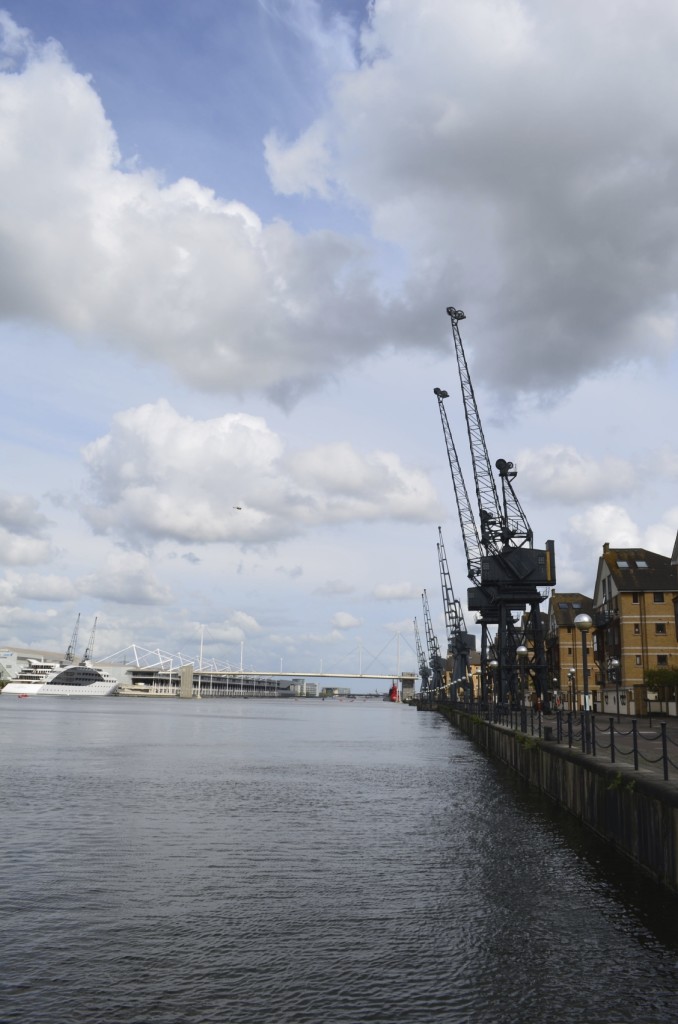 London Gateway -iStock_000060612780_Medium