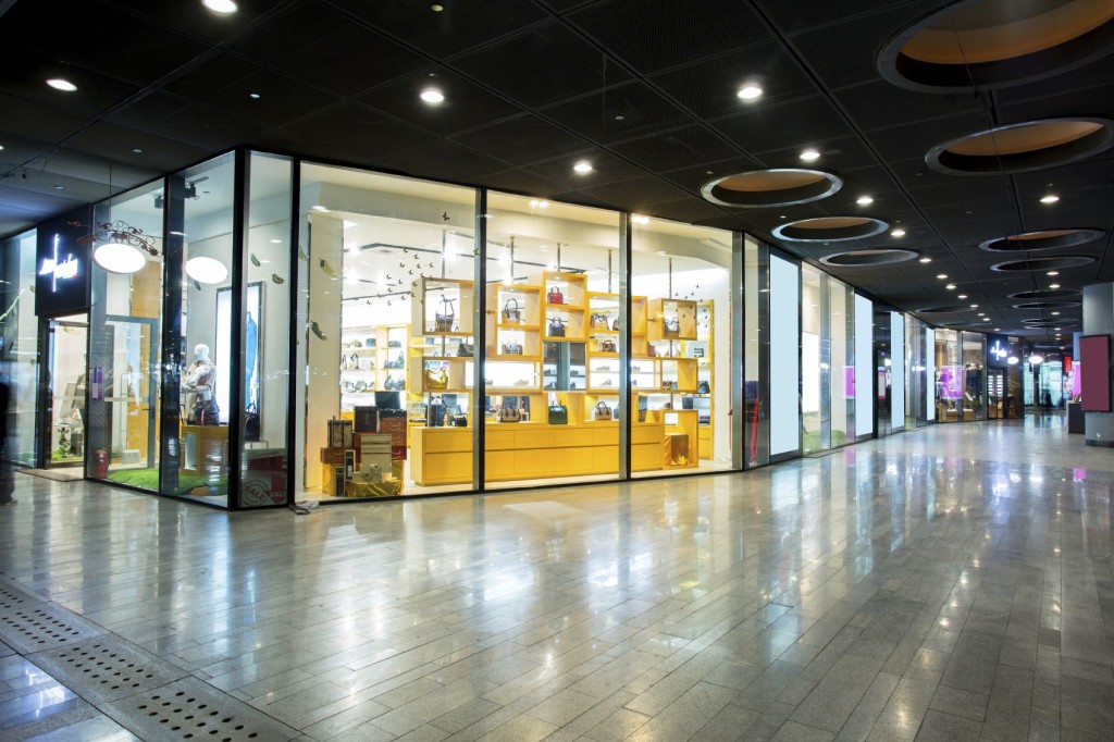 storefront in shopping mall
