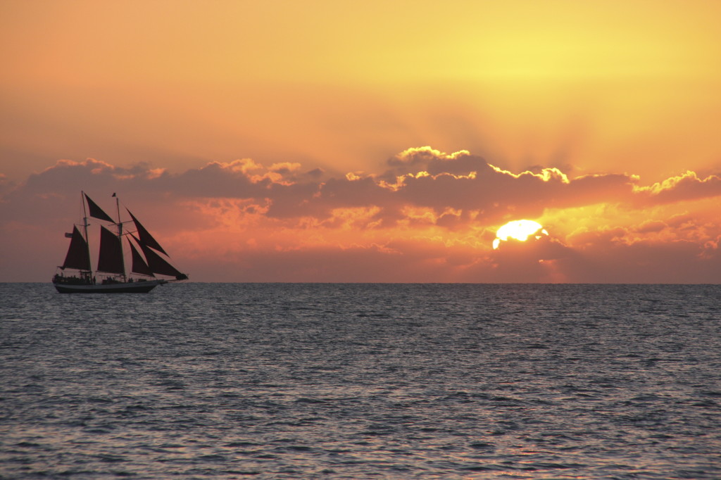 Sunset Ship -iStock_000010094753_Large